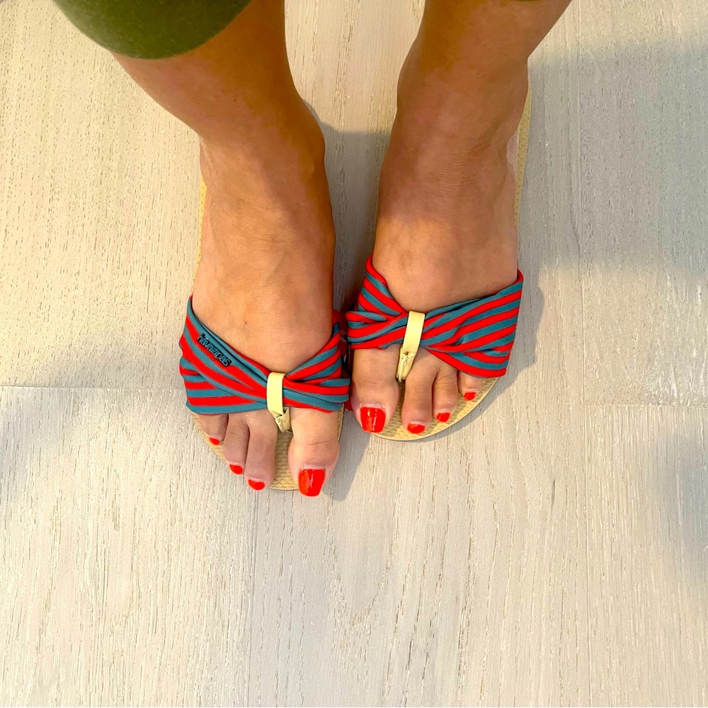 Havainas size 37-37 BNWT